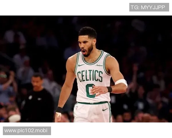 塔图姆复出首秀表现抢眼,布朗贡献24分,凯尔特人主场大胜独行侠 塔图姆复出首秀表现抢眼,布朗贡献24分,凯尔特人主场大胜独行侠